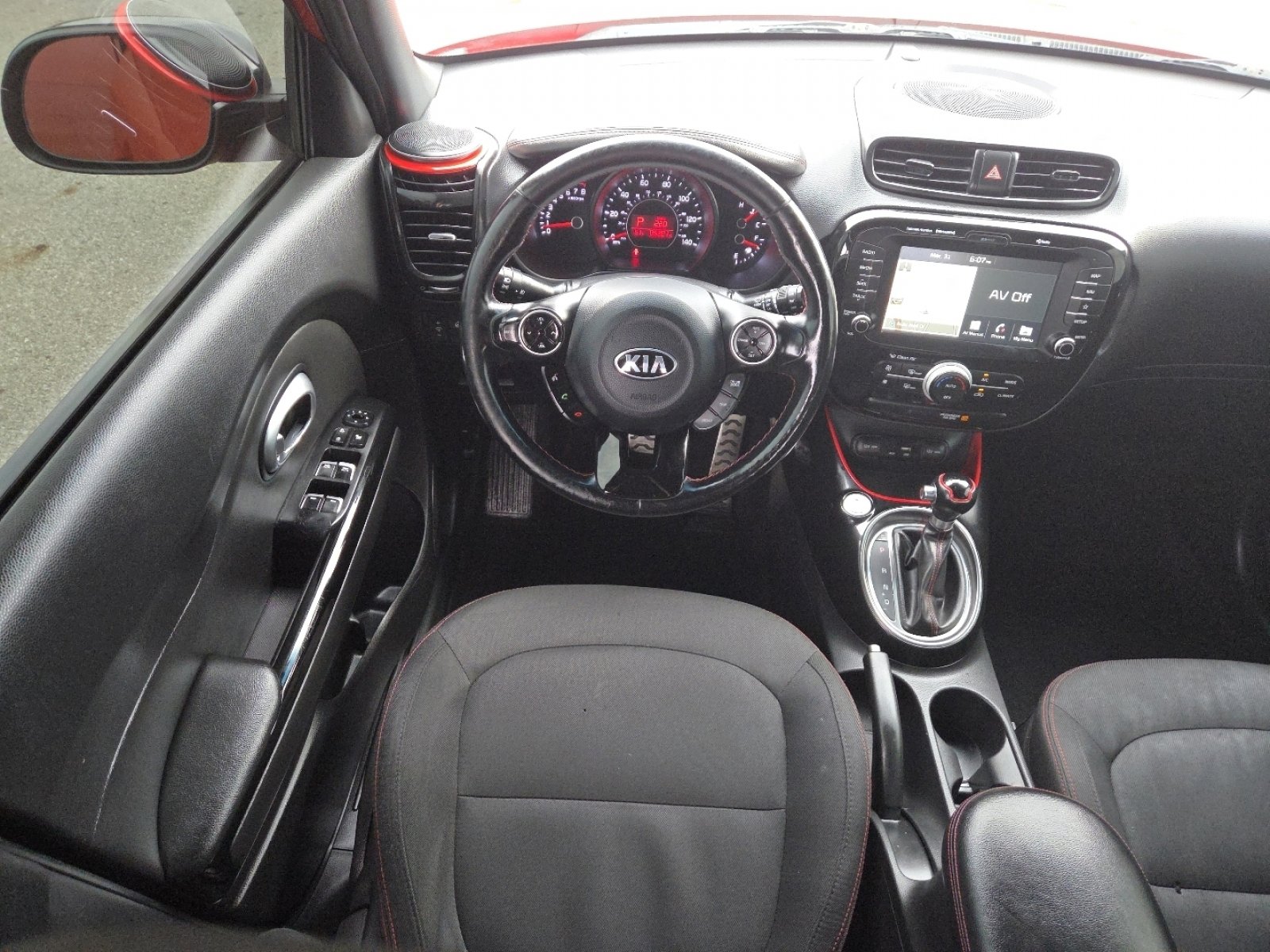 Used 2019 Kia Soul + image 22
