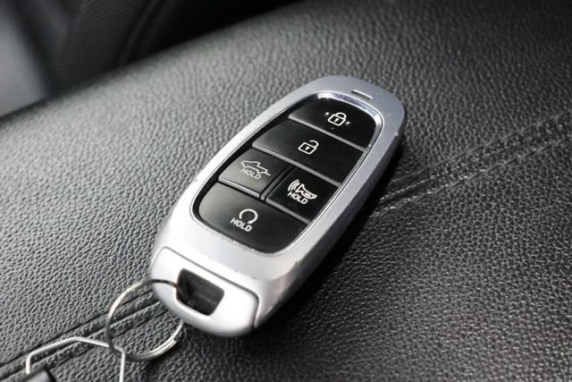 Used 2024 Hyundai Santa Cruz SEL w/ Activity Package AWD/4WD image 34