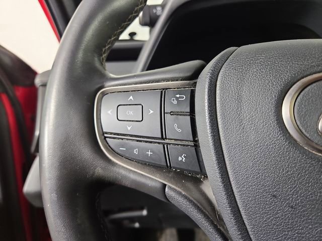 Used 2020 Lexus UX 250h w/ Premium Package image 22