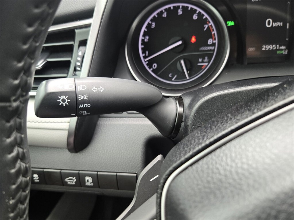 Used 2024 Toyota Camry SE image 26