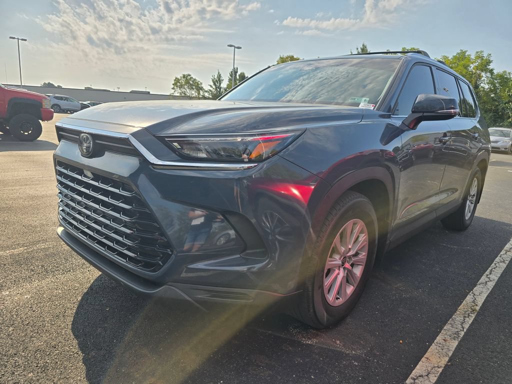 Used 2024 Toyota Grand Highlander AWD Hybrid image 9
