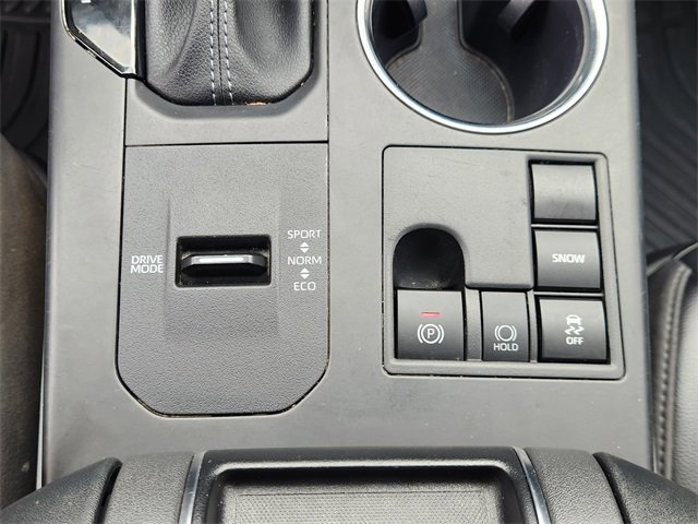 Used 2023 Toyota Highlander XSE image 18