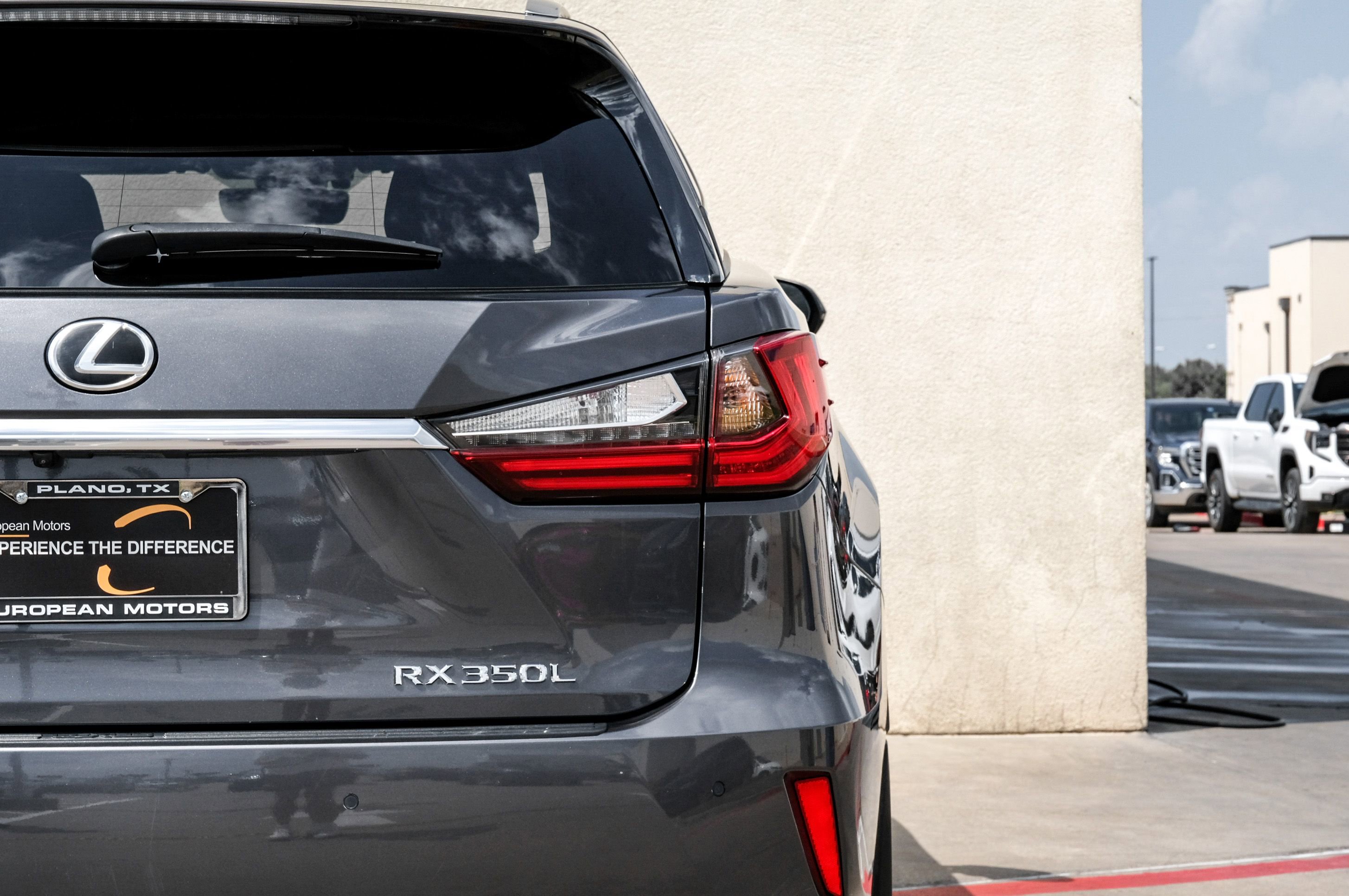Used 2022 Lexus RX 350L FWD w/ Premium Package image 49