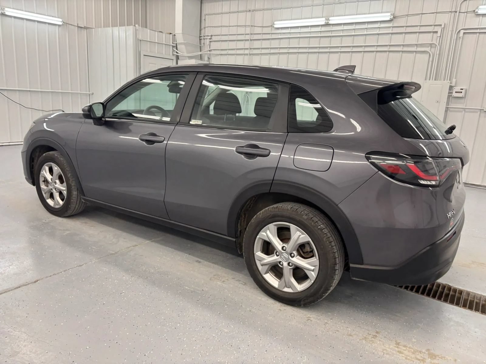Used 2025 Honda HR-V LX image 8