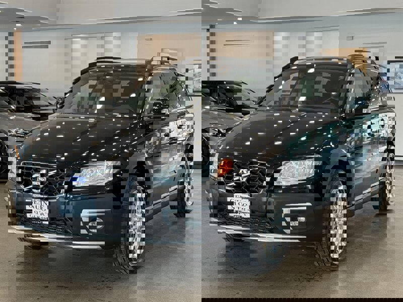 Used 2016 Volvo XC70 T5 Premier