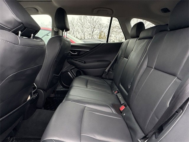 Used 2022 Subaru Outback Limited XT image 9