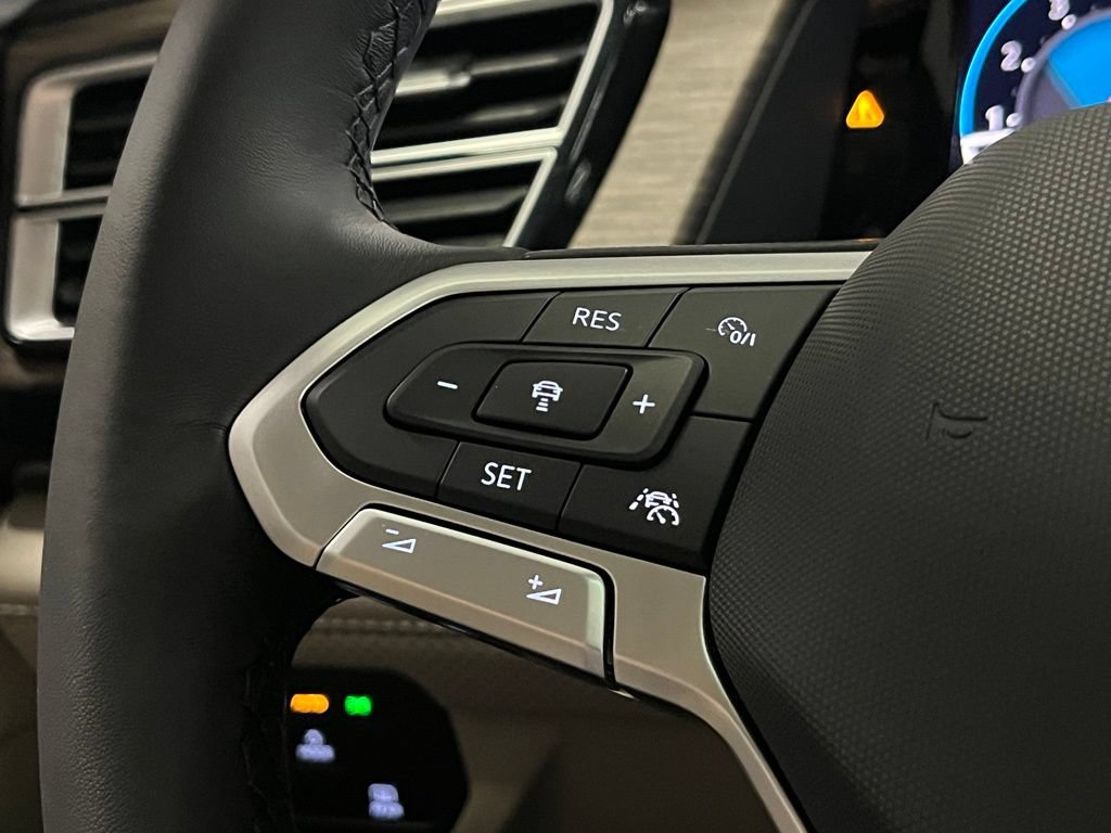 New 2026 Volkswagen Atlas SEL Premium R-Line AWD/4WD image 28