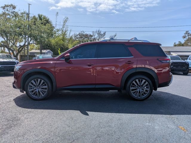 Used 2023 Nissan Pathfinder SL w/ SL Premium Package image 7