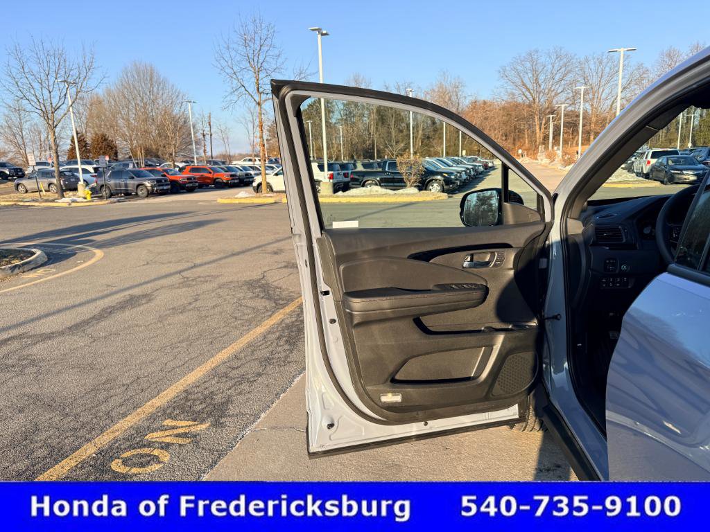 Certified 2026 Honda Ridgeline Black Edition image 15