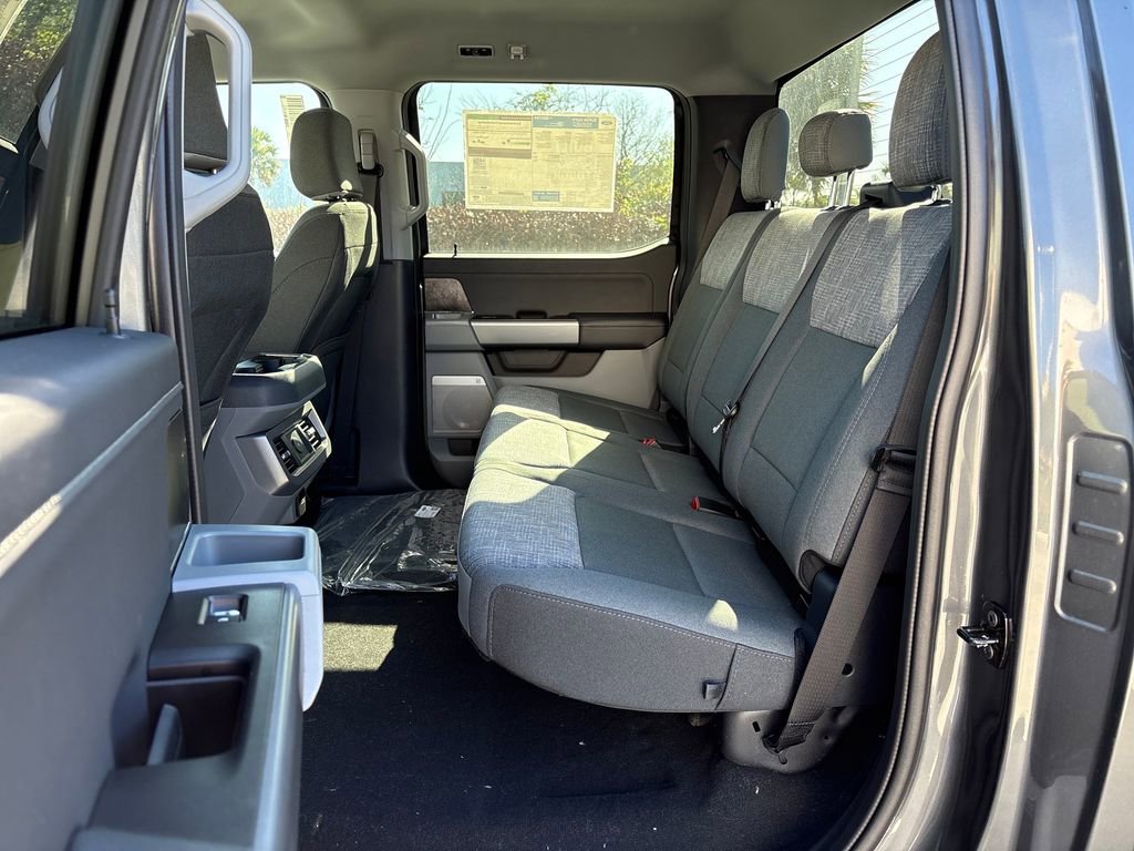 New 2026 Ford F250 XLT w/ XLT Premium Package image 31