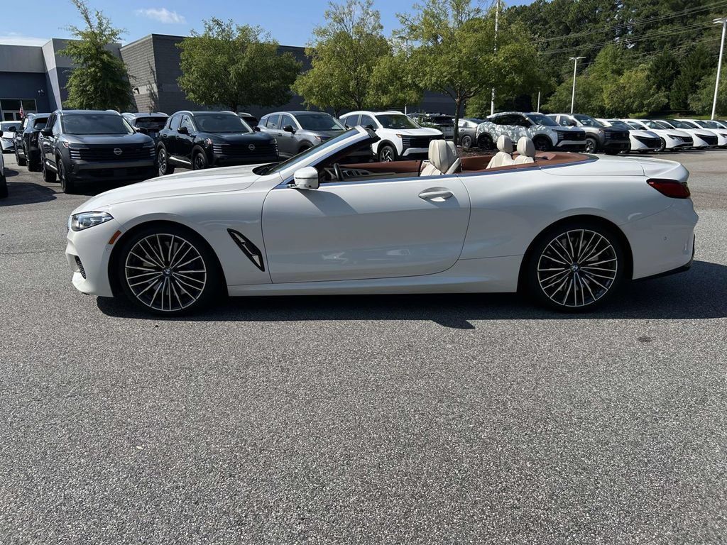Used 2022 BMW M850i xDrive Convertible AWD/4WD image 3