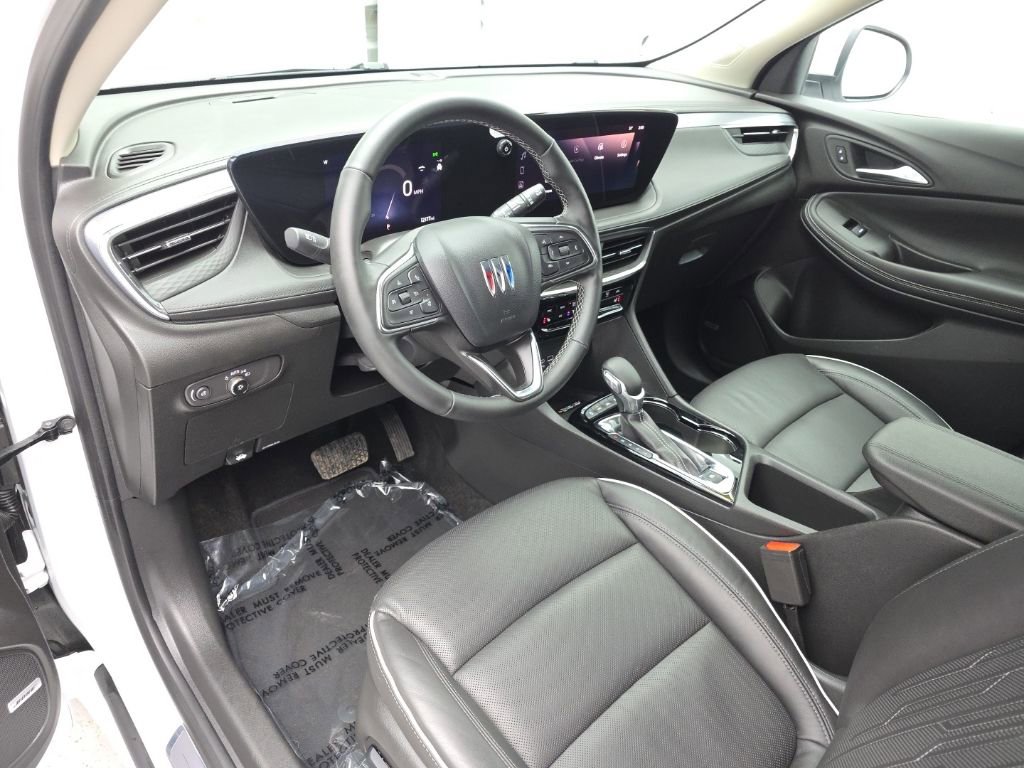 Used 2025 Buick Encore GX Avenir w/ Avenir Technology Package AWD/4WD image 16