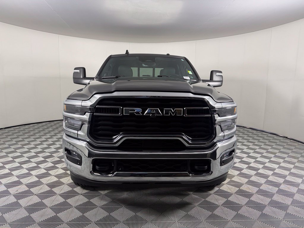 Used 2025 RAM 2500 Tradesman AWD/4WD image 3