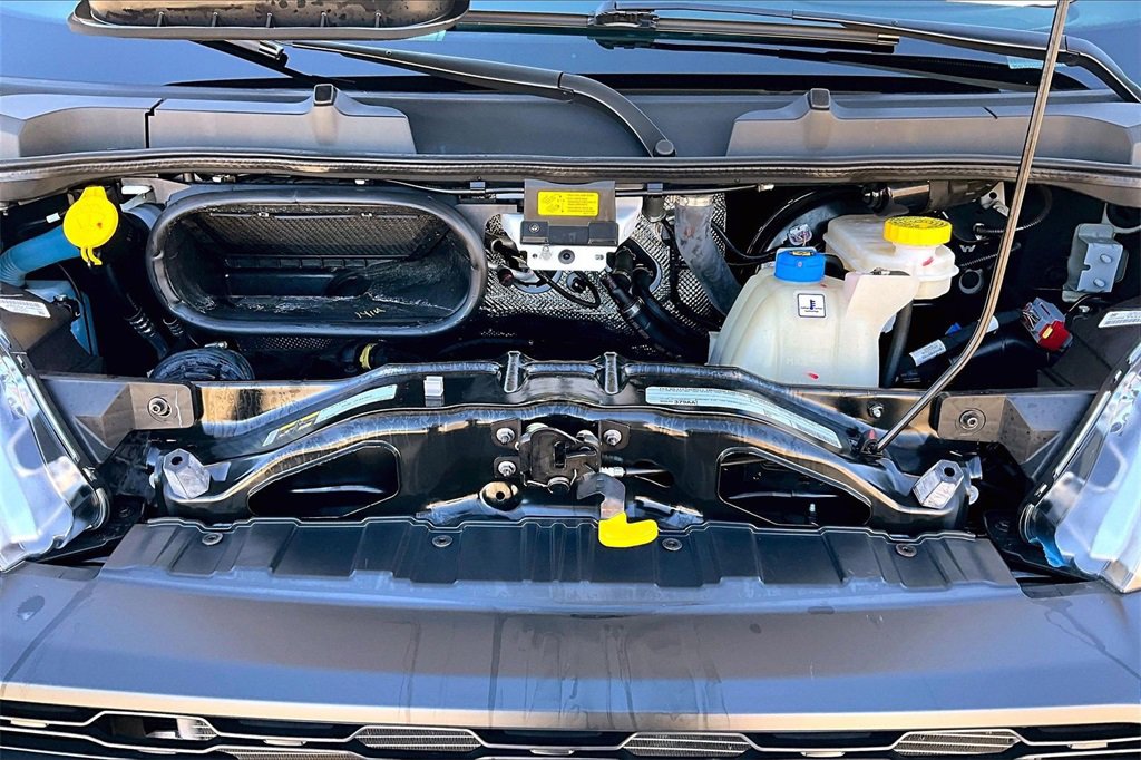 Used 2024 RAM ProMaster 2500 w/ Convenience Group image 9