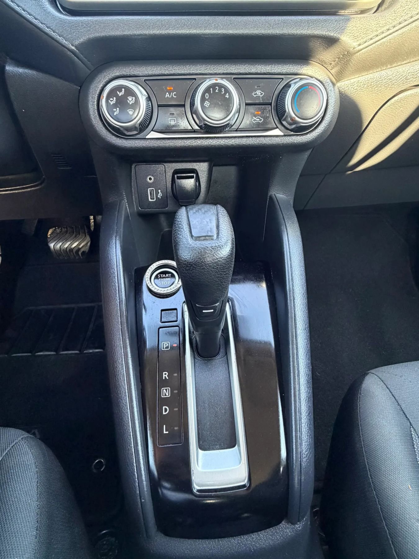 Used 2020 Nissan Versa S image 11