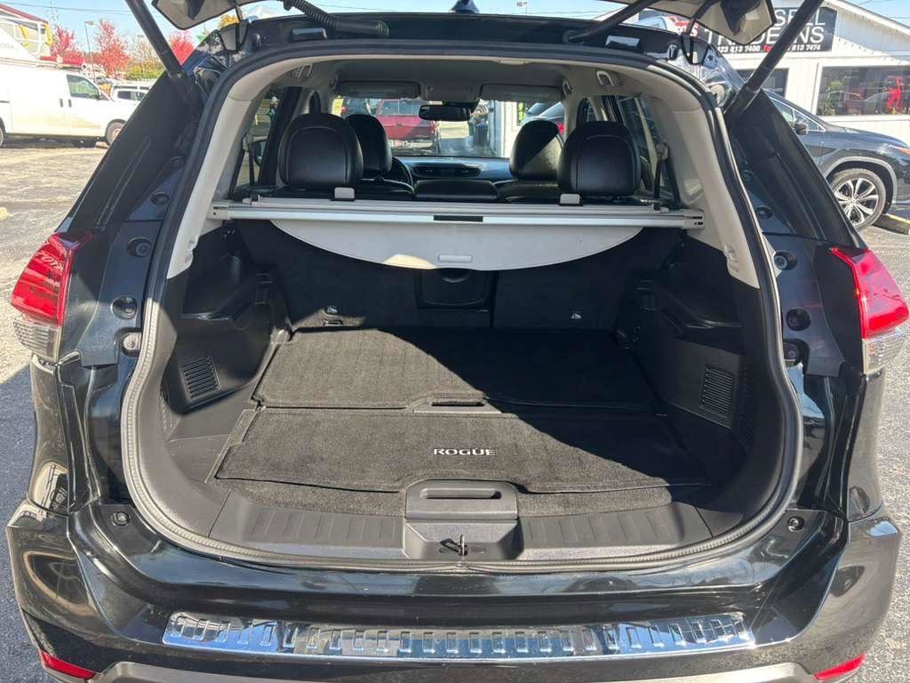Used 2018 Nissan Rogue SL image 28