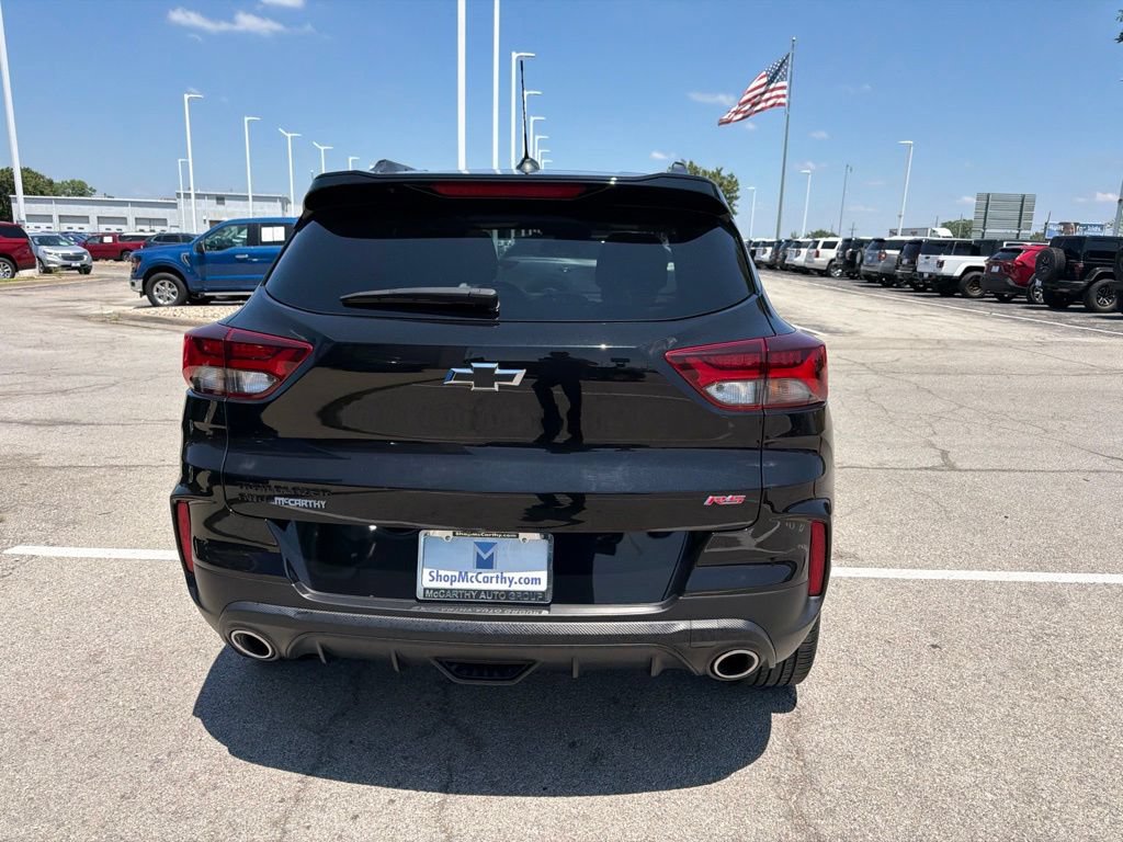 Used 2023 Chevrolet TrailBlazer RS w/ Sun and Liftgate Package AWD/4WD image 4