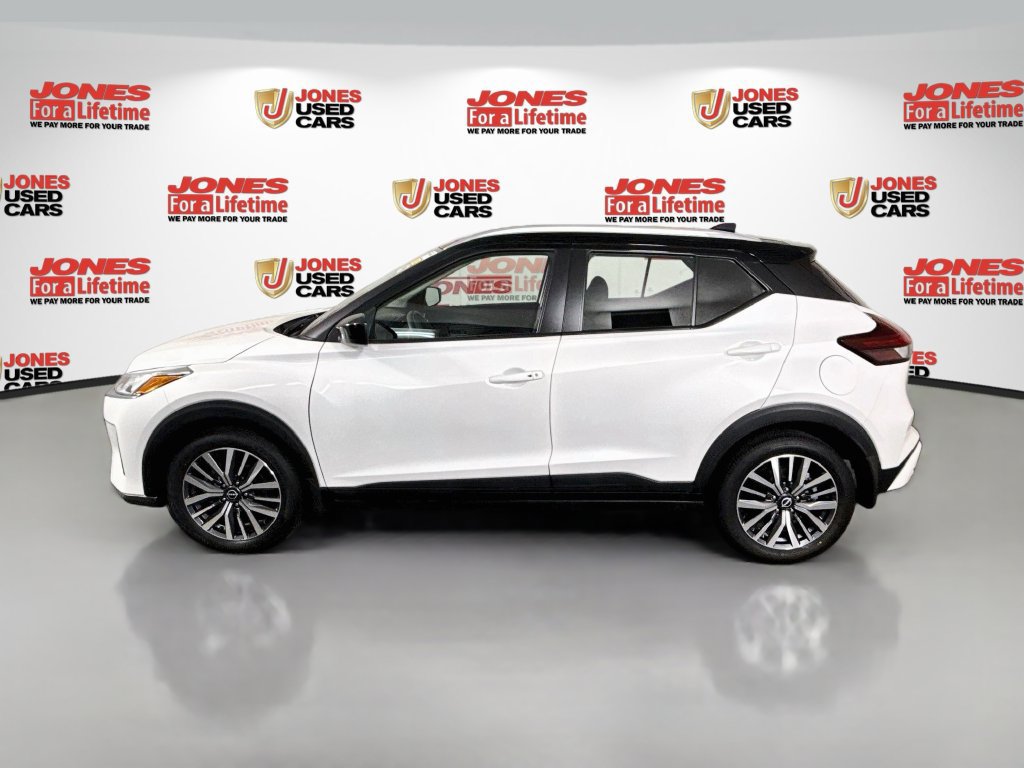 Used 2024 Nissan Kicks SV FWD image 13