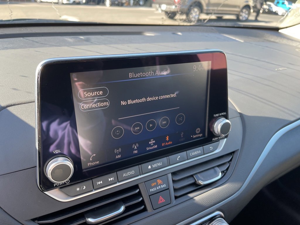 Used 2025 Nissan Altima 2.5 S image 10