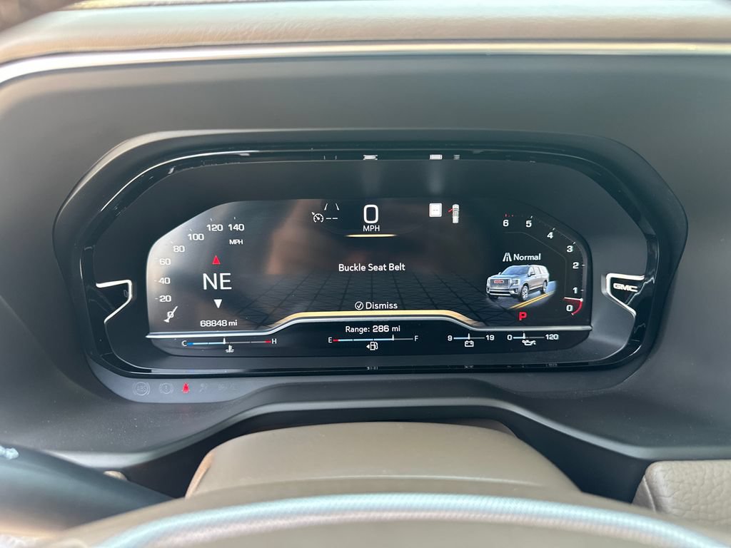 Used 2022 GMC Yukon Denali RWD image 23
