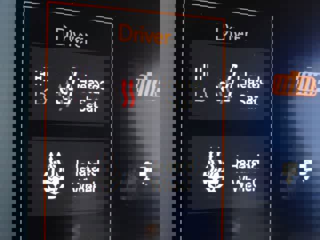 Used 2023 Jeep Cherokee Altitude Lux AWD/4WD image 29