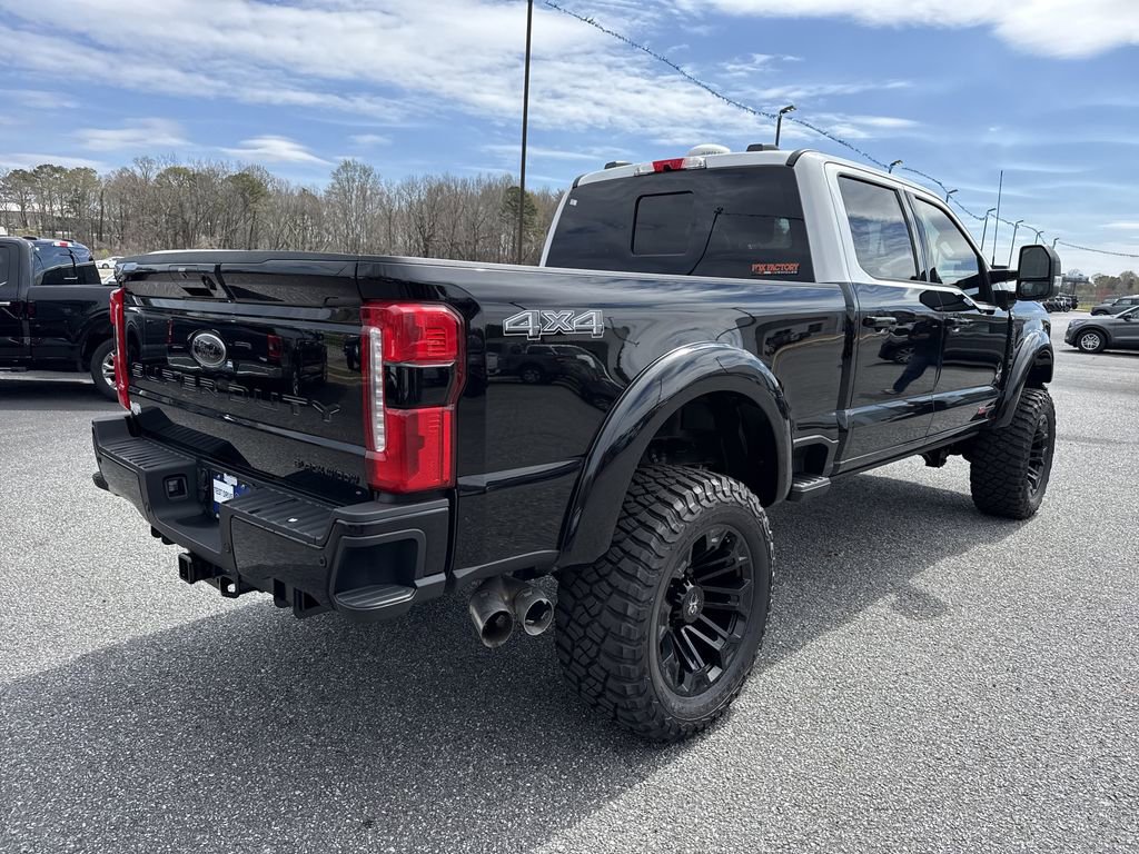 Used 2025 Ford F250 XLT w/ Black Appearance Package image 7