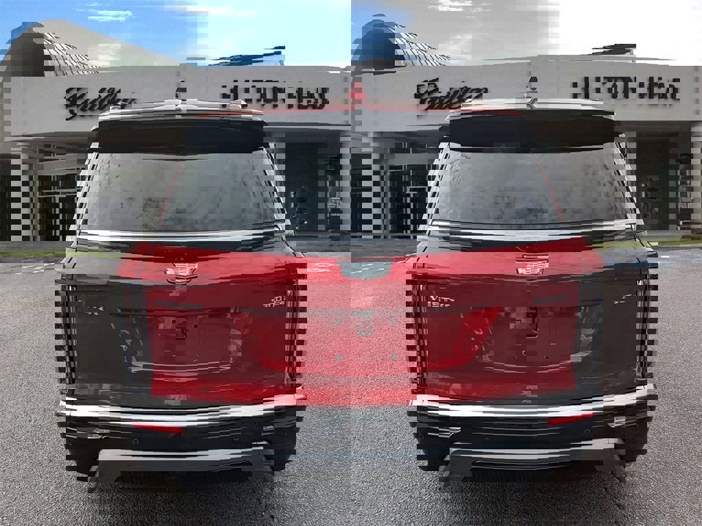 New 2026 Cadillac Vistiq Luxury w/ LPO, Floor Liner Package image 5