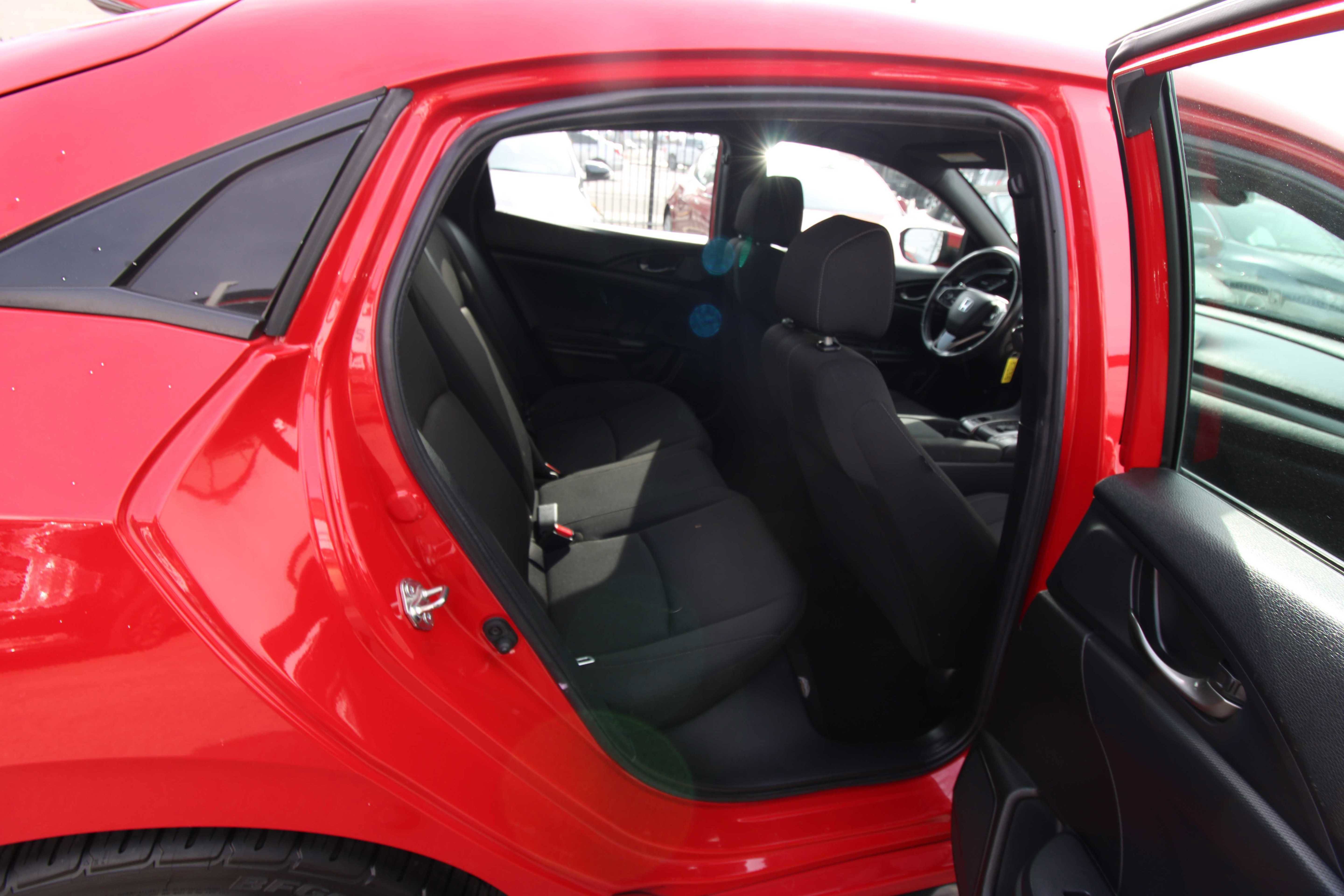 Used 2019 Honda Civic Sport image 24