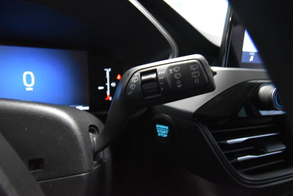 Used 2025 Ford Escape Active image 14