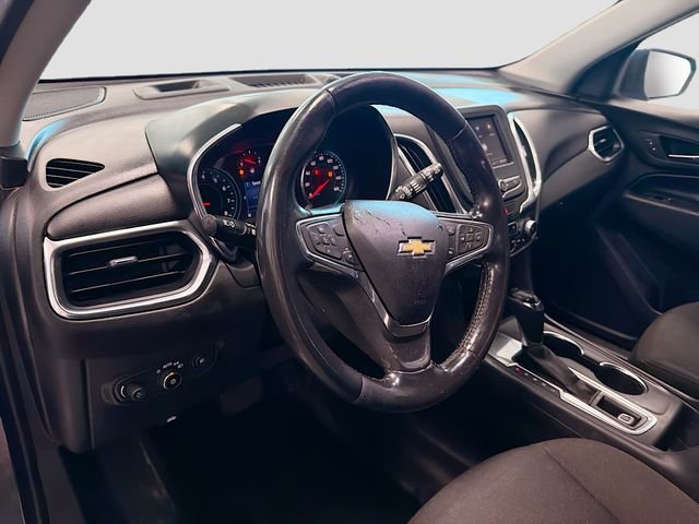 Used 2020 Chevrolet Equinox LT w/ Driver Convenience Package image 9