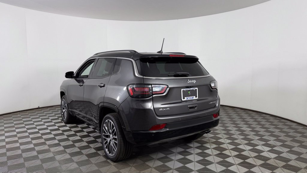Used 2022 Jeep Compass Limited w/ Elite Group AWD/4WD image 6