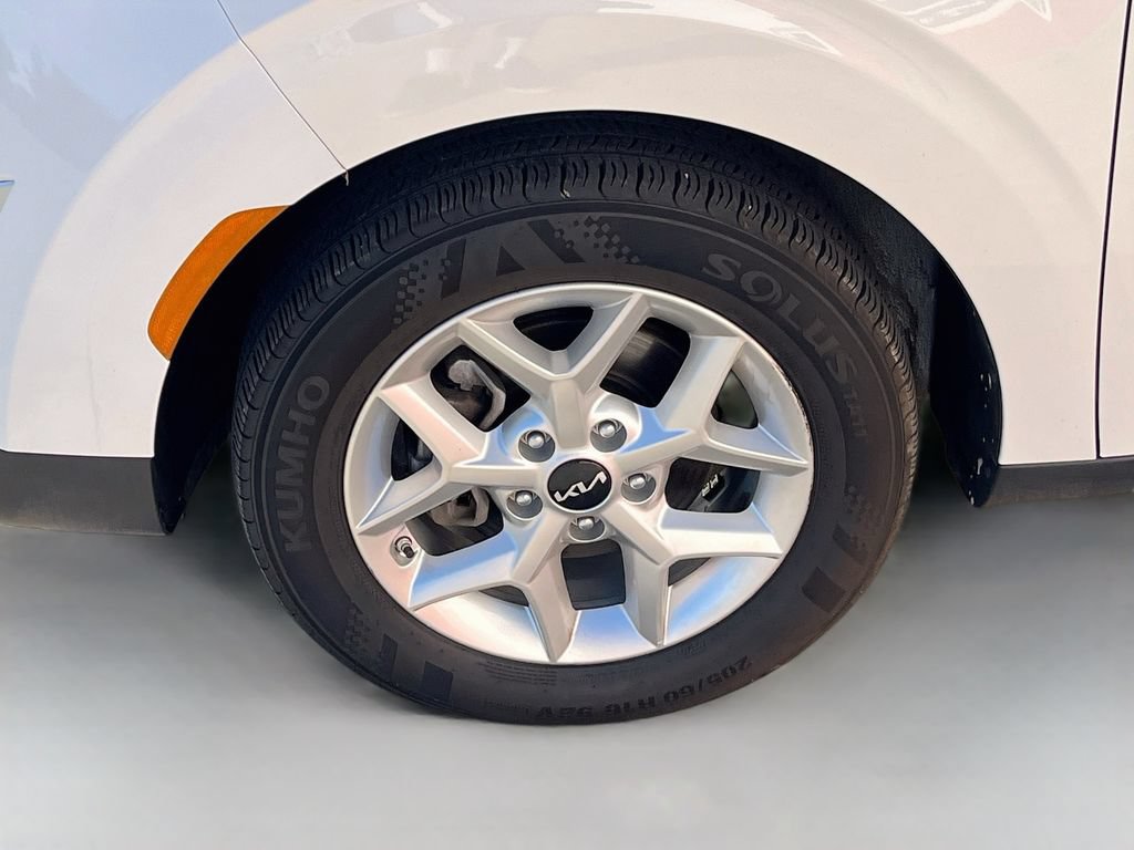 Used 2024 Kia Soul LX w/ Option Group 015 FWD image 29