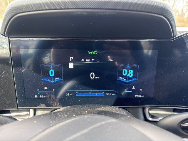 Used 2025 Hyundai Elantra SEL image 22