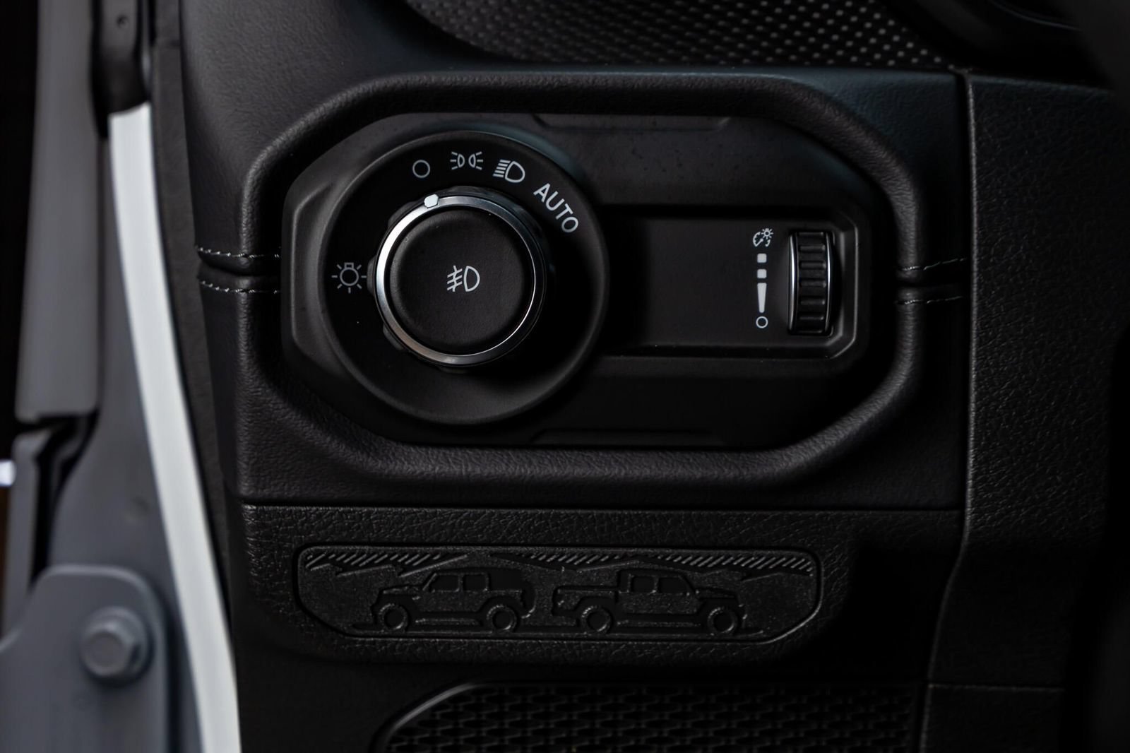 Used 2025 Jeep Wrangler Unlimited Rubicon AWD/4WD image 21