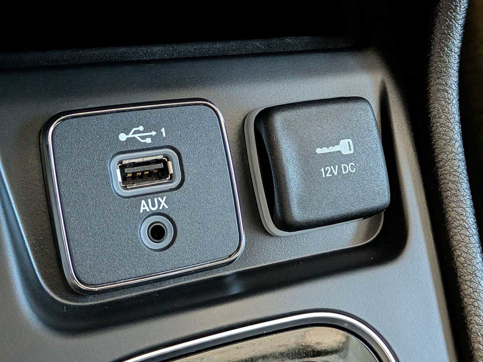 Certified 2020 Jeep Cherokee Limited image 29