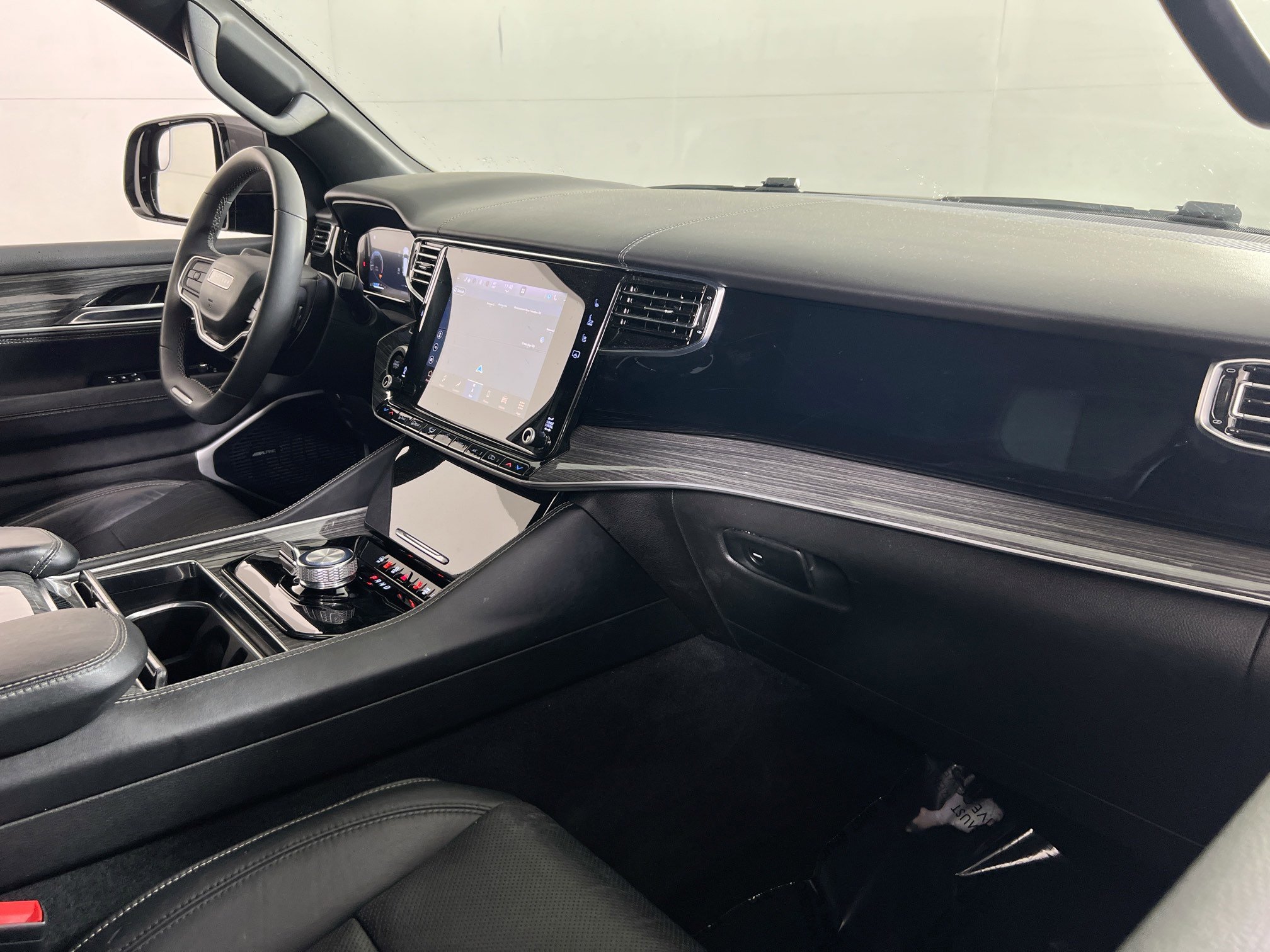 Used 2022 Jeep Wagoneer Series II image 26