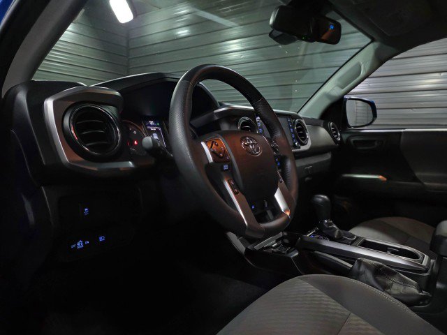 Used 2021 Toyota Tacoma SR5 w/ Blackout Package (TMS) image 13