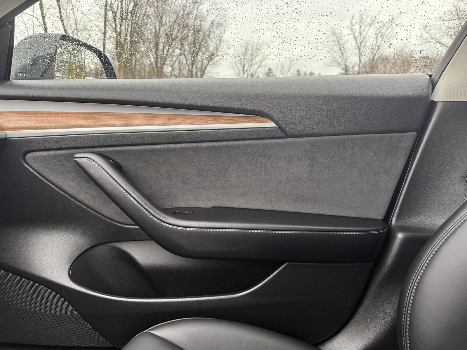 Used 2023 Tesla Model 3 Standard Range image 28