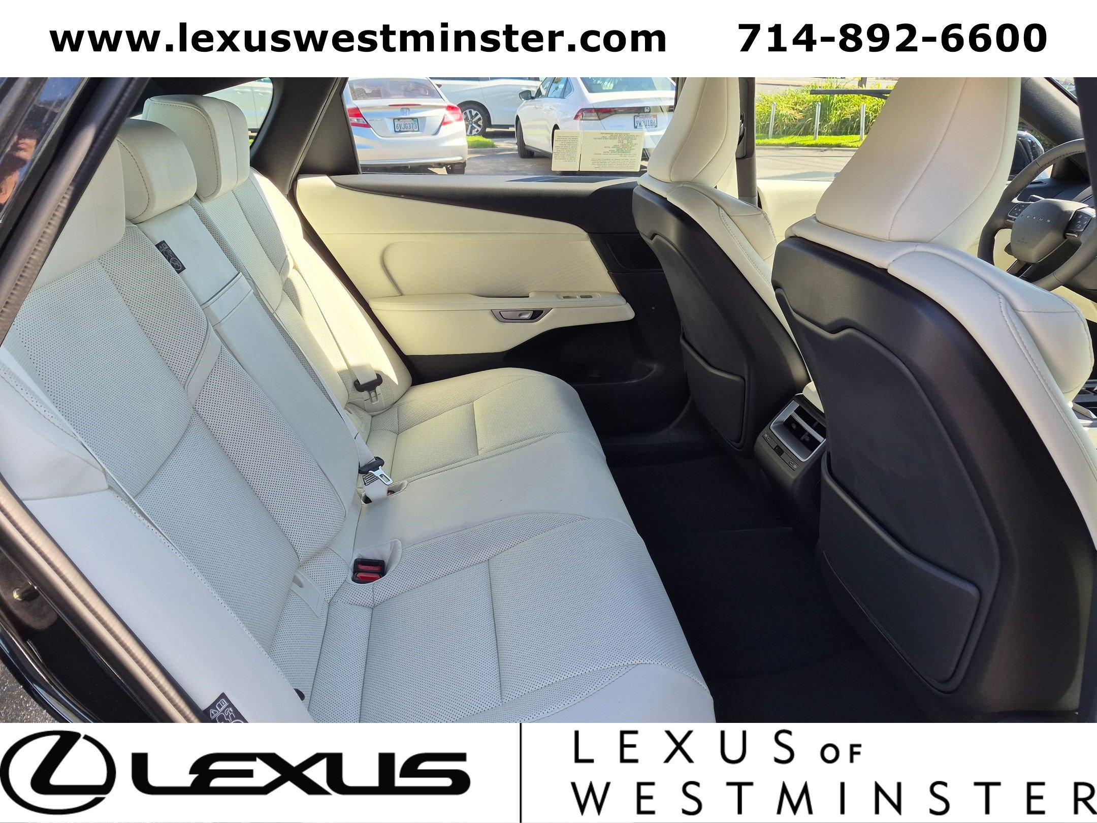 New 2026 Lexus ES 350e FWD image 5