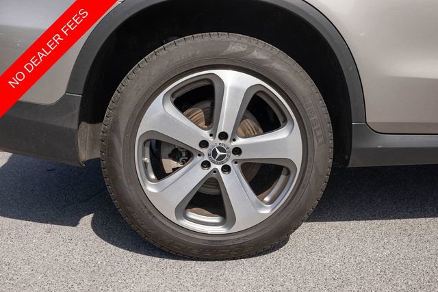 Used 2022 Mercedes-Benz GLC 300 4MATIC w/ Premium Package Lite image 10