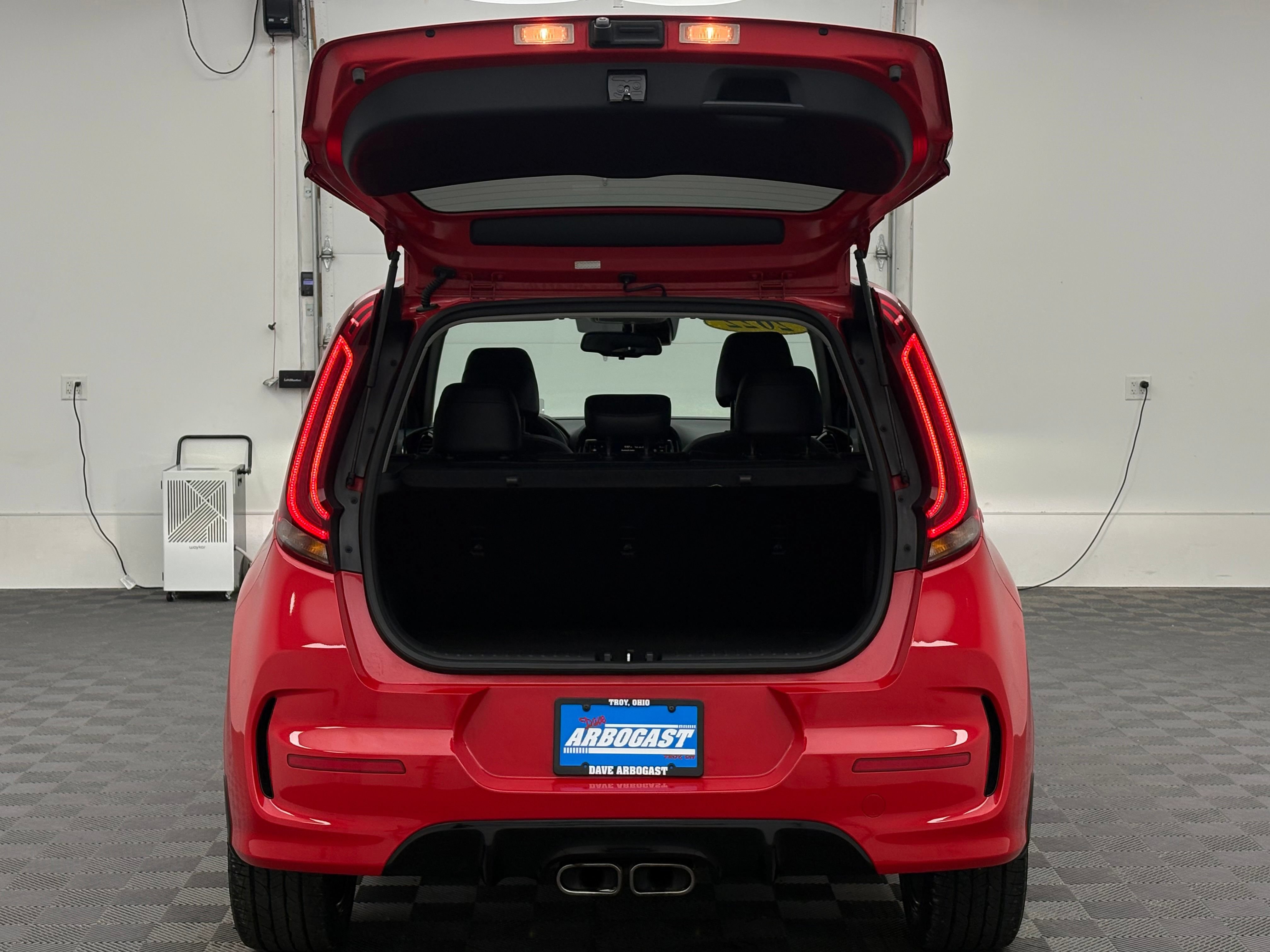 Used 2022 Kia Soul Turbo FWD image 10