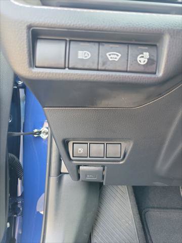 Certified 2026 Toyota Prius XLE FWD image 36
