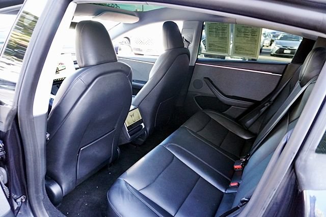 Used 2025 Tesla Model 3 Long Range RWD image 16