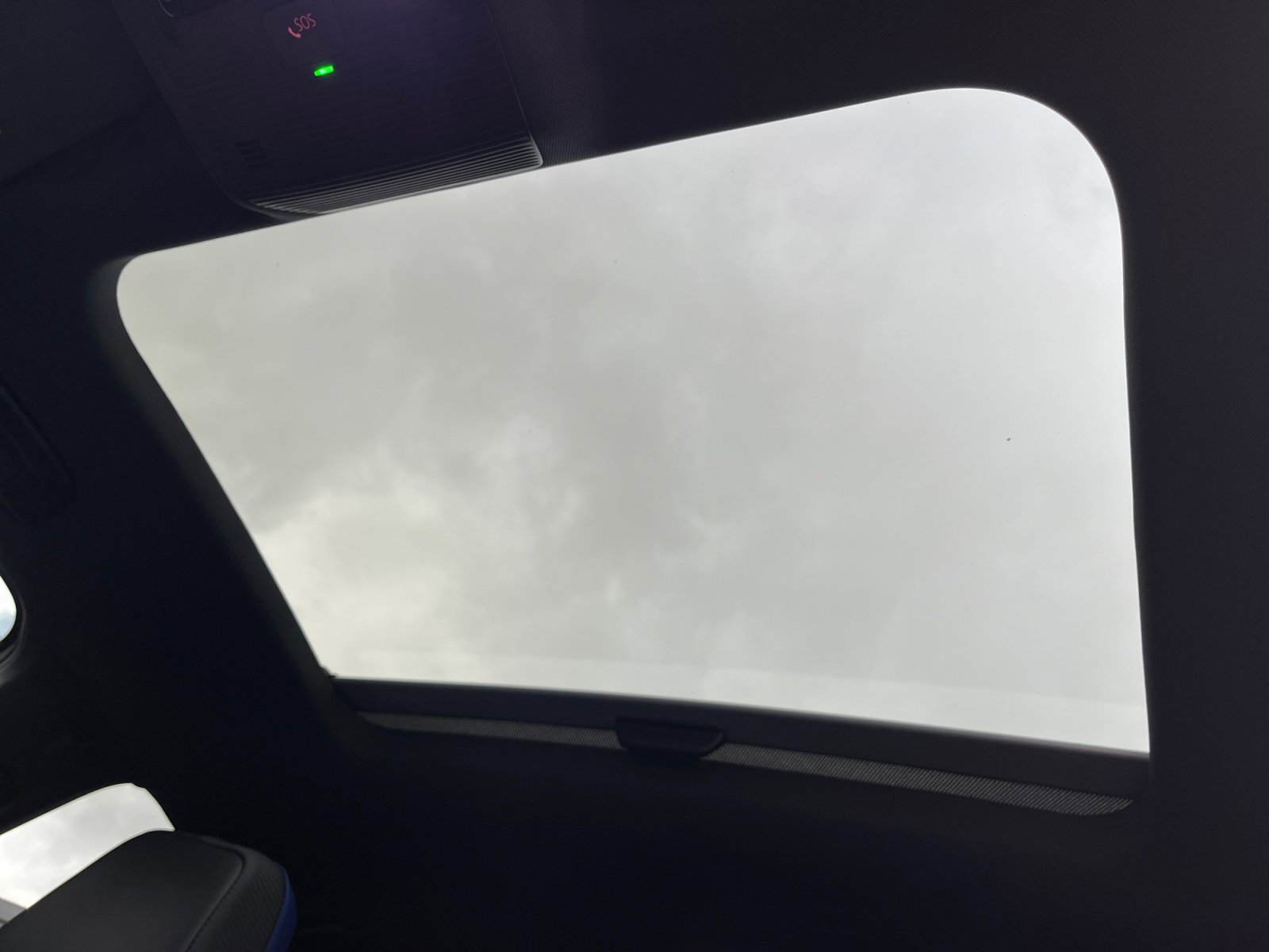 Used 2024 Volkswagen Golf R image 29