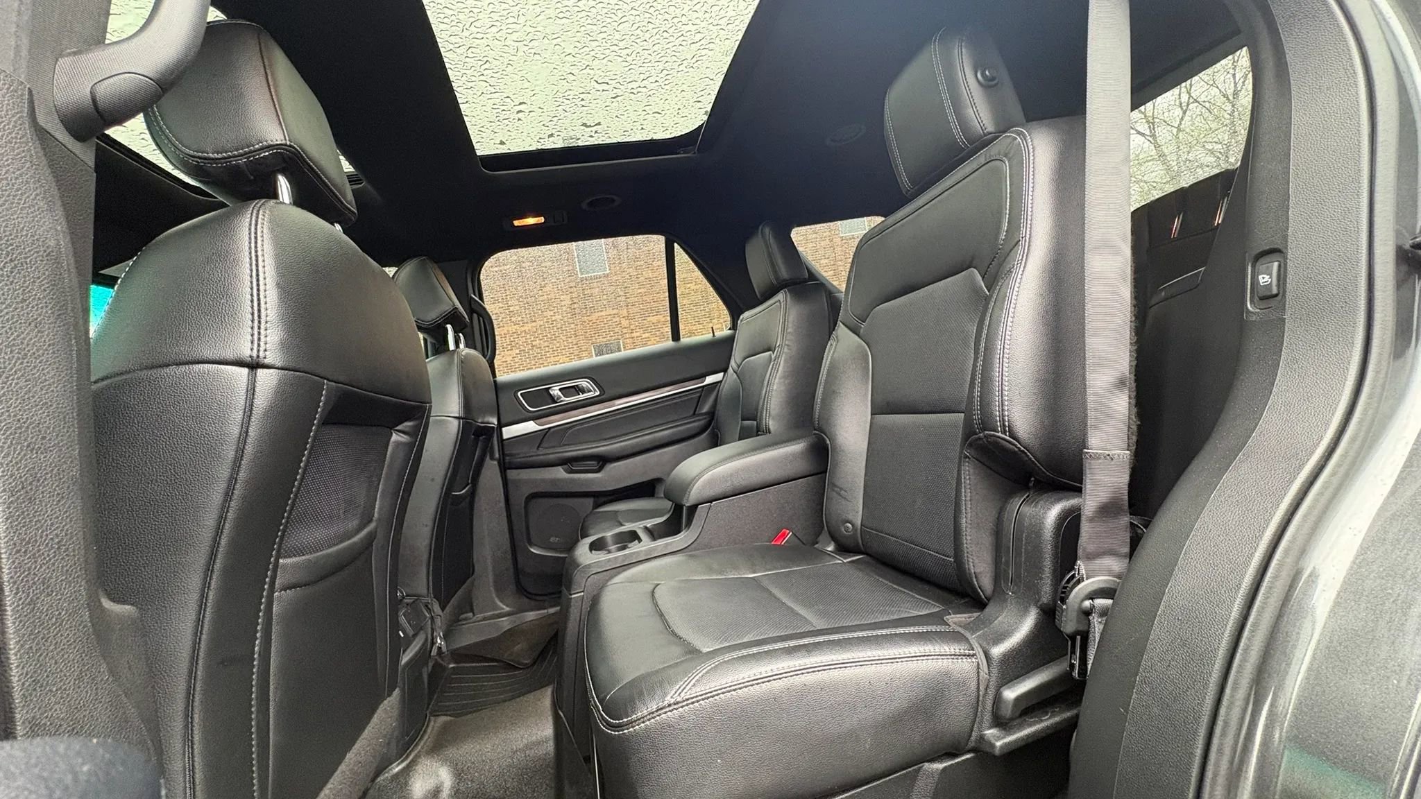 Used 2016 Ford Explorer Limited w/ Equipment Group 301A AWD/4WD image 22