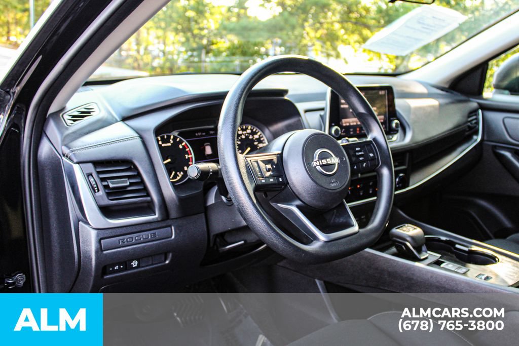 Used 2024 Nissan Rogue S FWD image 22