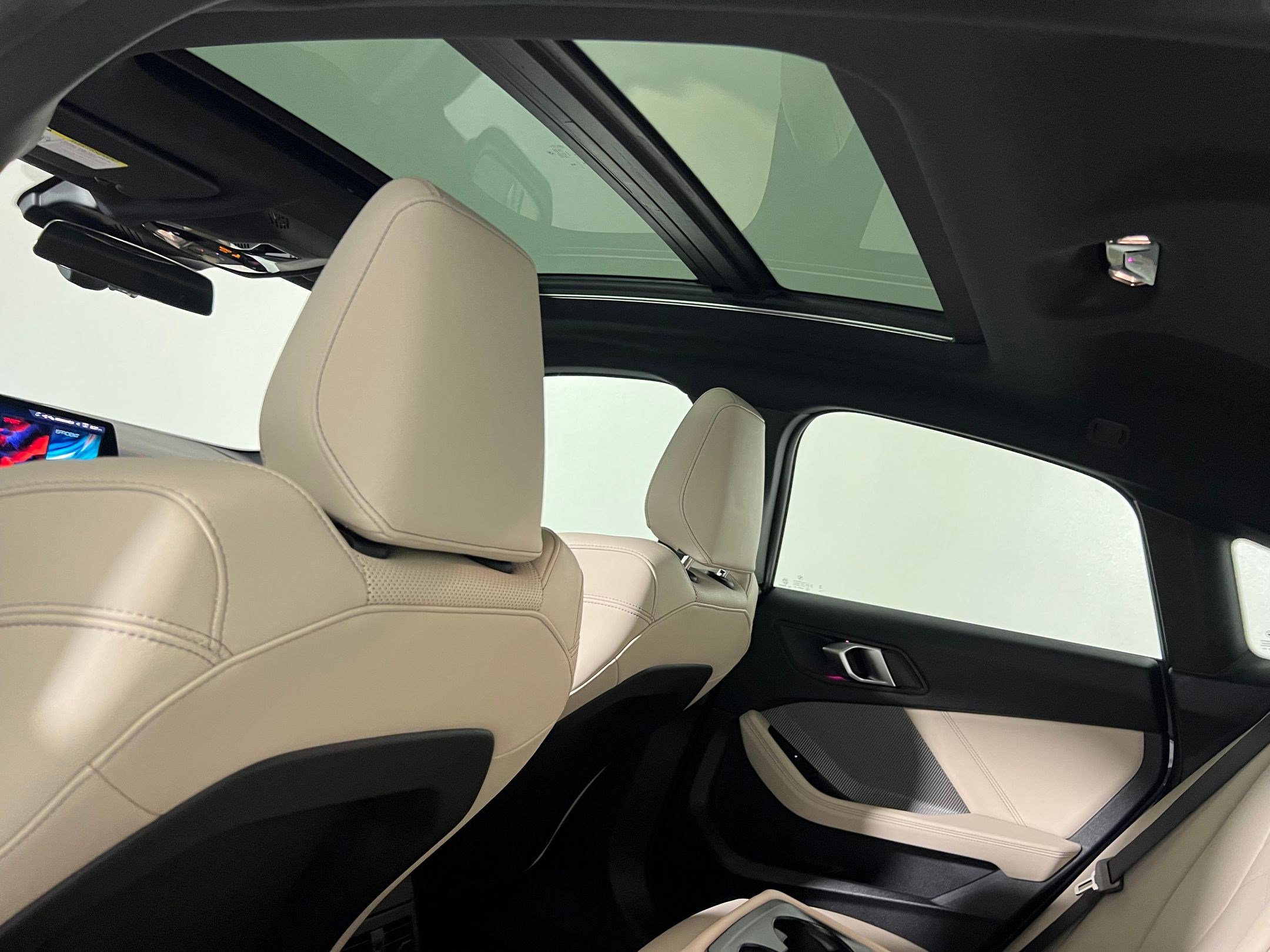 Used 2025 BMW M235i xDrive w/ Premium Package image 32