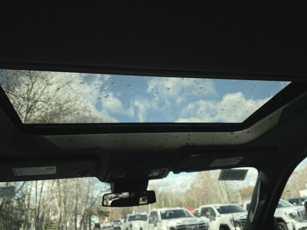 New 2026 GMC Sierra 3500 SLT image 26