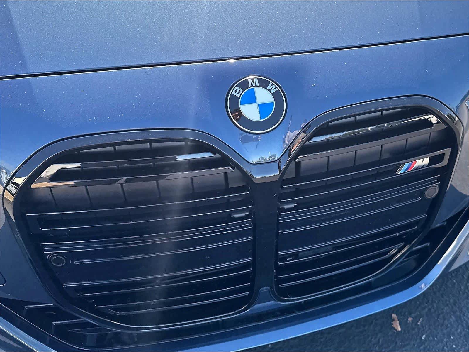 Used 2025 BMW M440i Convertible w/ Premium Package RWD image 33