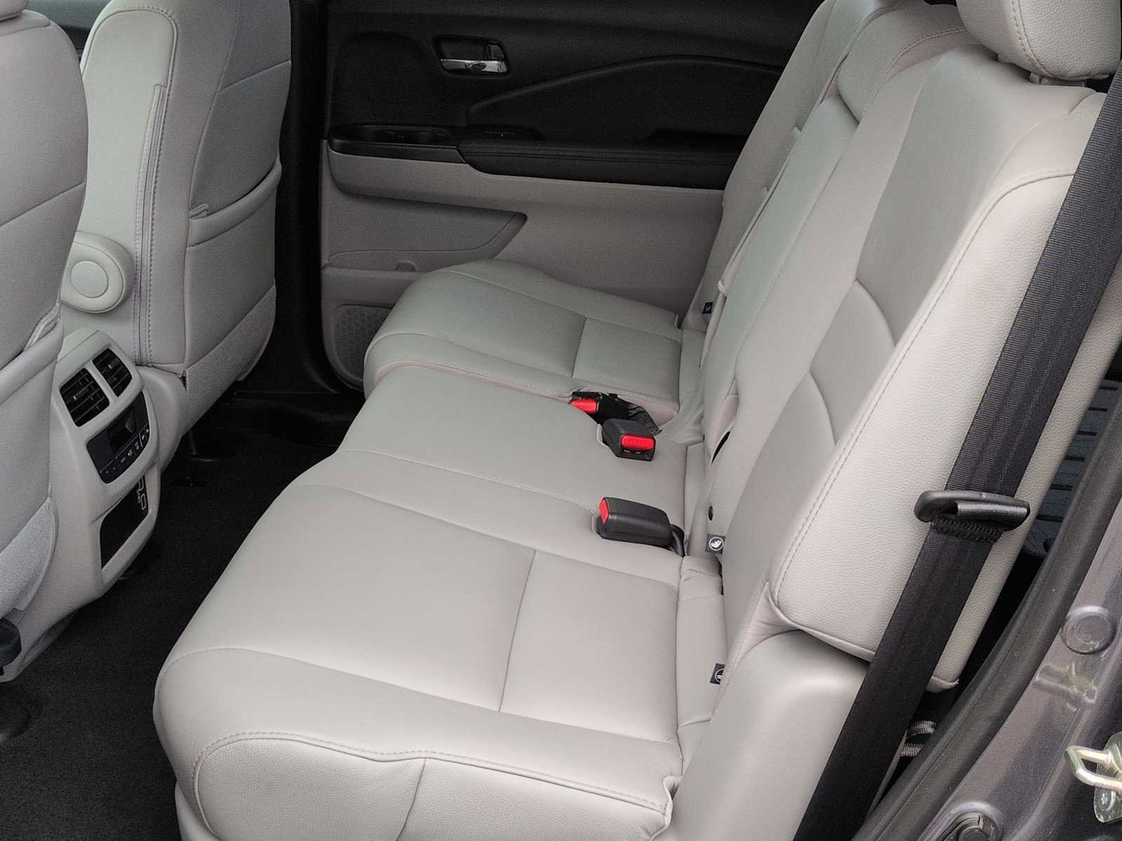 Used 2019 Honda Pilot EX-L image 21